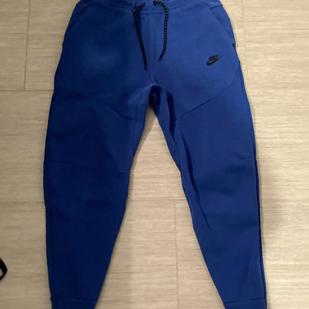 Nike Sportswear Tech Fleece pants